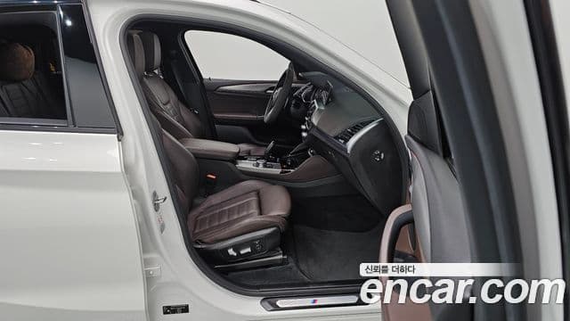 BMW X4 2018 — Photo 14/20