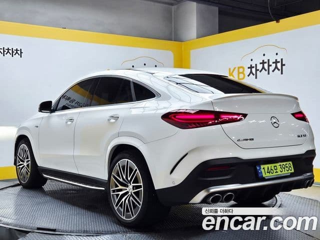Mercedes-Benz GLE-Class 2024 — Photo 14/19
