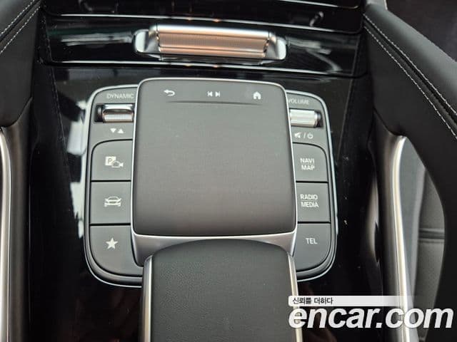 Mercedes-Benz GLE-Class 2024 — Photo 6/19