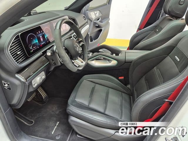 Mercedes-Benz GLE-Class 2024 — Photo 8/19