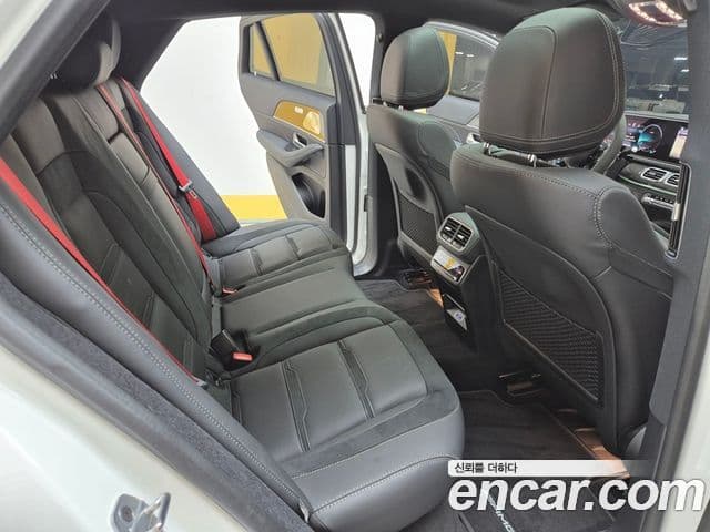 Mercedes-Benz GLE-Class 2024 — Photo 13/19