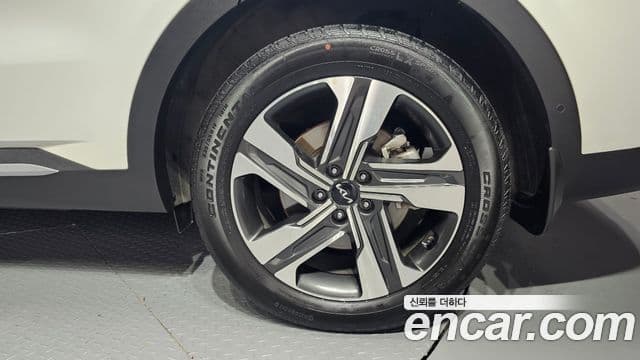 Kia Sorento 2023 — Şəkil 4/20
