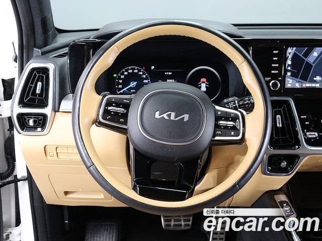Kia Sorento 2023 — Şəkil 17/20