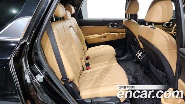 Kia Sorento 2023 — ფოტო 12/20