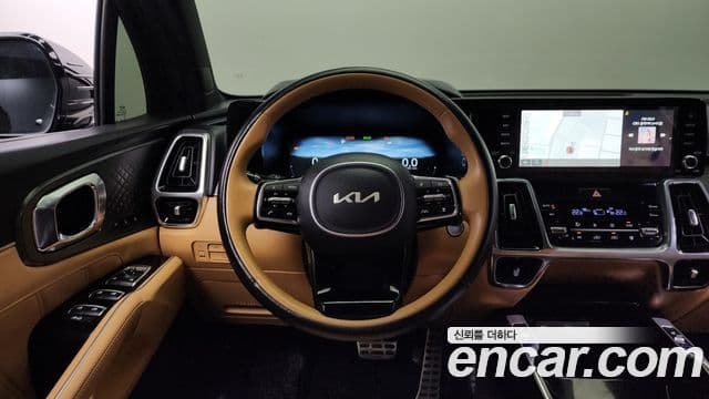 Kia Sorento 2023 — ფოტო 13/20