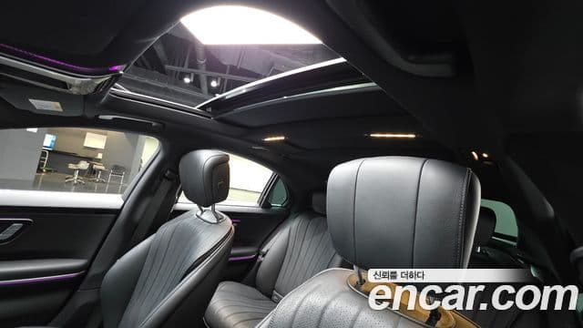 Mercedes-Benz S-Class 2024 — Şəkil 17/20