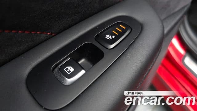 Kia Stinger 2022 — Şəkil 19/20