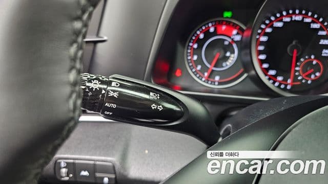 Hyundai The New Avante Hybrid 2021 — Şəkil 8/20