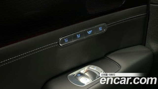 Genesis G90 2022 — ფოტო 19/20