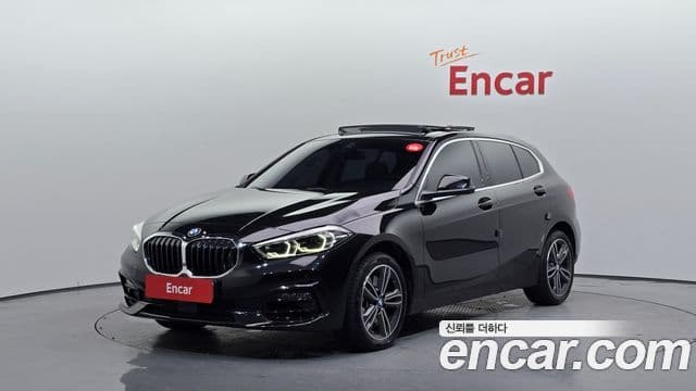 BMW 1 Series 2023 — Фото 1/20