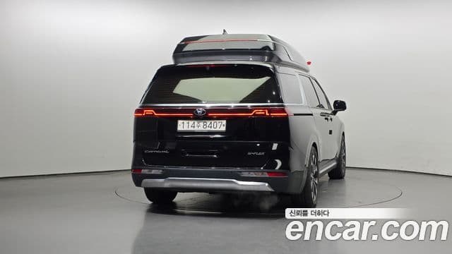 Kia Carnival 2021 — ფოტო 4/20