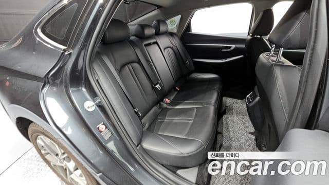 Hyundai Sonata Hybrid 2021 — ფოტო 6/20