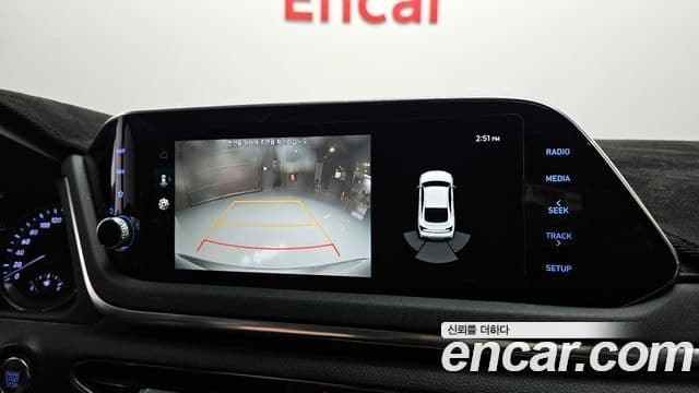 Hyundai Sonata Hybrid 2021 — ფოტო 19/20