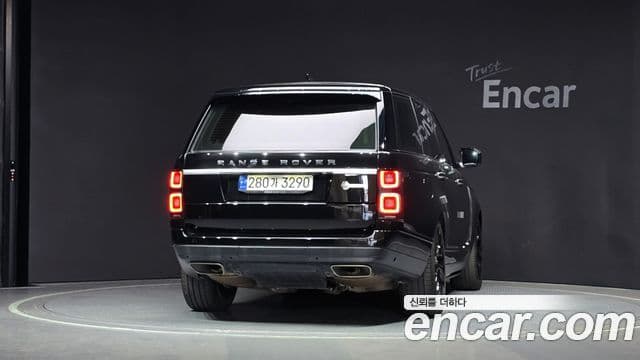 Land Rover Range Rover 2021 — Photo 6/20