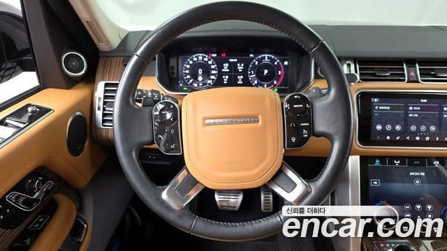 Land Rover Range Rover 2021 — Photo 8/20