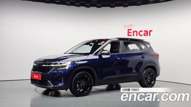 Kia Seltos 2023 — ფოტო 1/20