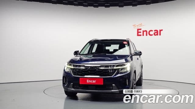 Kia Seltos 2023 — ფოტო 3/20