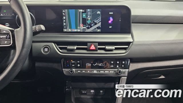Kia Seltos 2023 — ფოტო 14/20