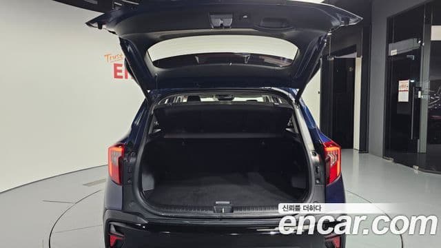 Kia Seltos 2023 — фото 20 из 20