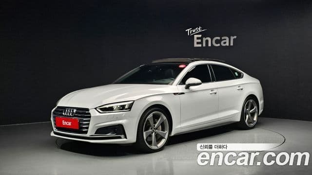 Audi A5 2019 — Фото 1/20