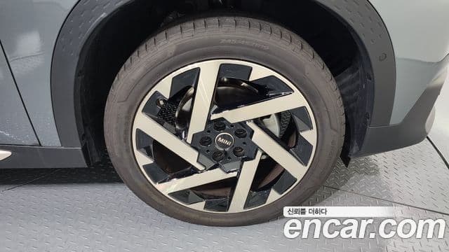 Mini Cooper S Countryman 2024 — ფოტო 5/20