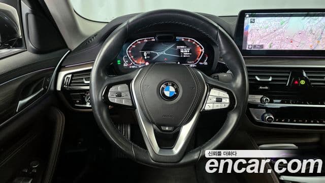 BMW 5 Series 2020 — Photo 2/20