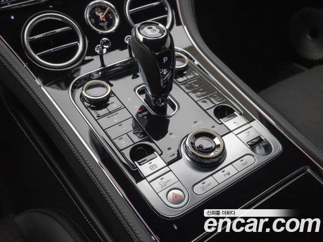 Bentley Continental GT 2024 — Şəkil 19/19
