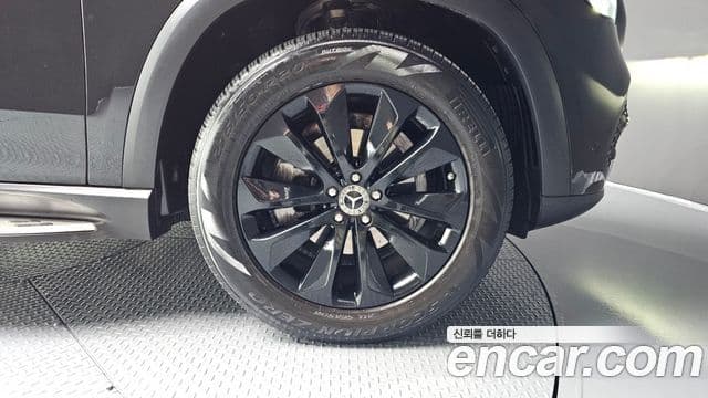 Mercedes-Benz GLE-Class 2021 — ფოტო 5/20