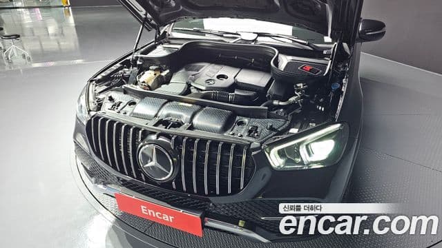 Mercedes-Benz GLE-Class 2021 — ფოტო 6/20