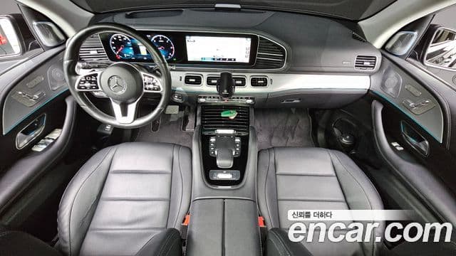Mercedes-Benz GLE-Class 2021 — ფოტო 7/20