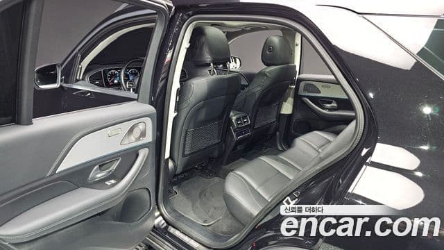 Mercedes-Benz GLE-Class 2021 — ფოტო 11/20