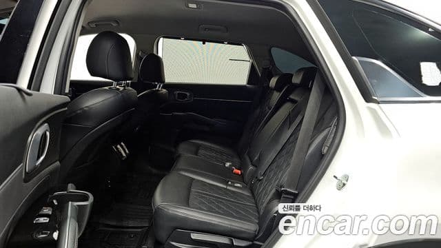 Kia Sorento 2022 — Şəkil 12/20
