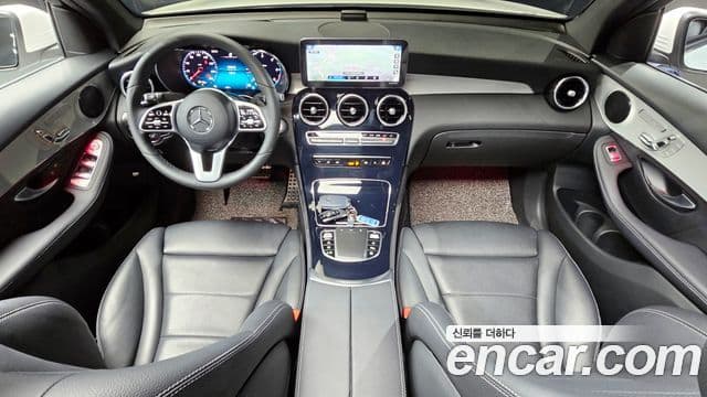 Mercedes-Benz GLC-Class 2020 — Şəkil 7/20