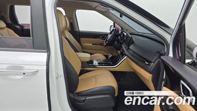 Kia Carnival 2020 — Şəkil 12/20