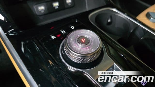 Kia Carnival 2023 — Фото 9/20