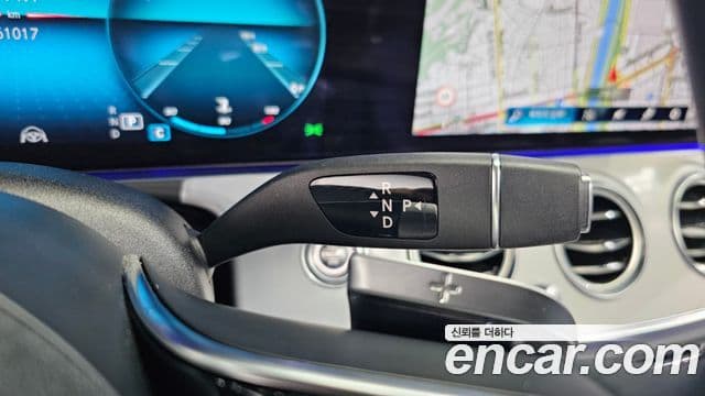 Mercedes-Benz E-Class 2021 — ფოტო 9/20