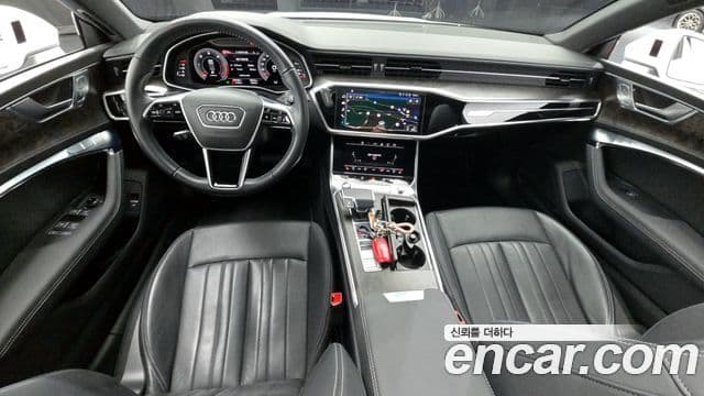 Audi A7 2021 — Фото 7/20