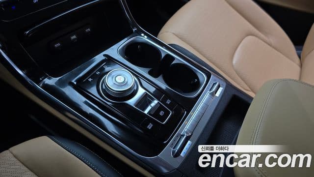 Kia Carnival 2020 — ფოტო 9/20