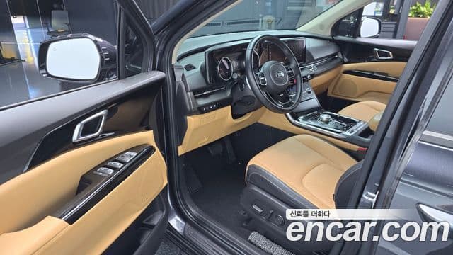 Kia Carnival 2020 — фото 11 из 20