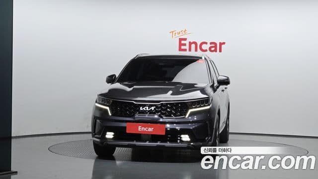 Kia Sorento 2023 — ფოტო 3/20