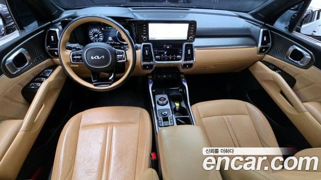Kia Sorento 2023 — ფოტო 7/20