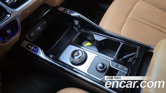 Kia Sorento 2023 — ფოტო 9/20