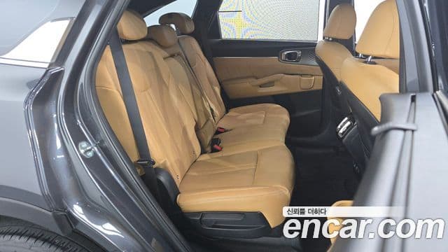 Kia Sorento 2023 — ფოტო 12/20