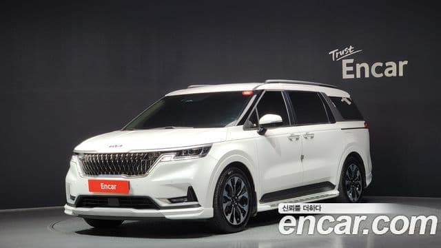 Kia Carnival 2020 — Фото 1/20