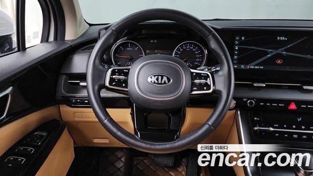 Kia Carnival 2020 — Фото 13/20