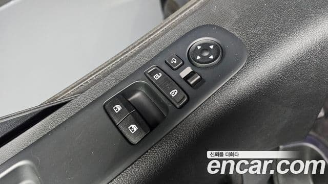 Hyundai Staria 2022 — ფოტო 12/20