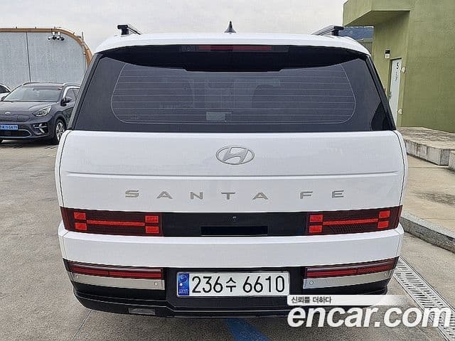 Hyundai Santa Fe 2024 — Фото 6/20