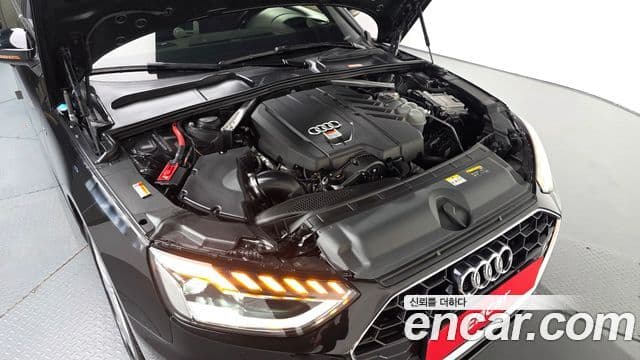 Audi A4 2021 — ფოტო 6/20