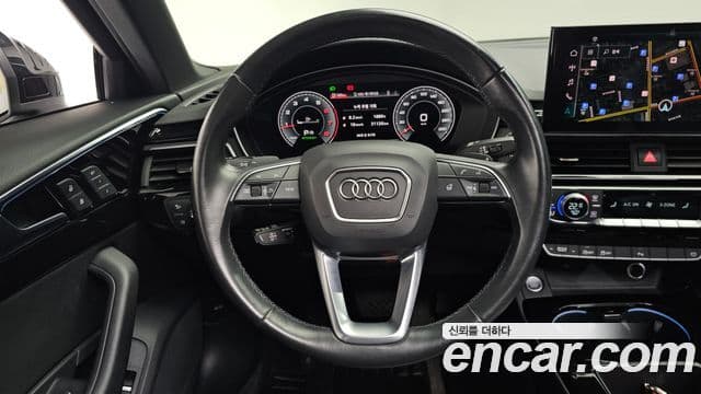 Audi A4 2021 — ფოტო 13/20