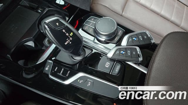 BMW X3 2020 — ფოტო 16/20